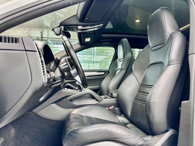 PORSCHE Cayenne usata, con Controllo trazione