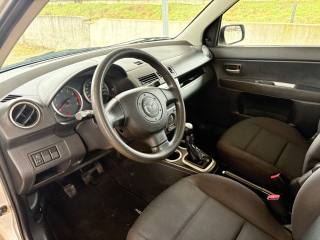 MAZDA 2 usata, con Sedile posteriore sdoppiato