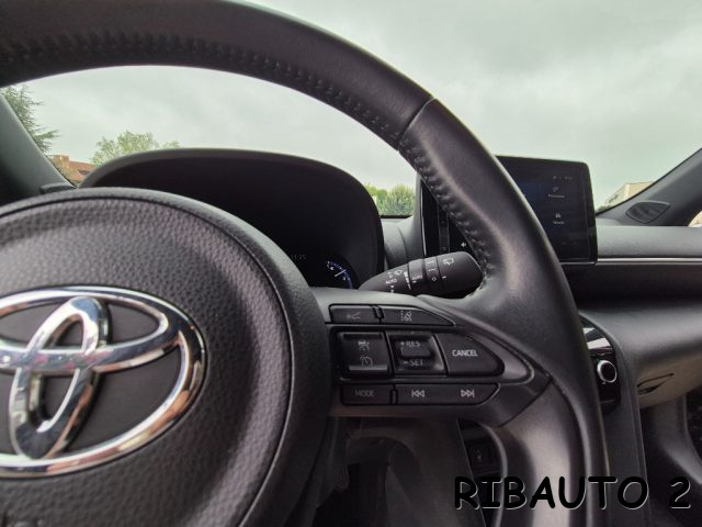 TOYOTA Yaris Cross usata, con USB