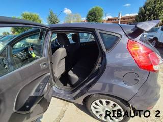 FORD Fiesta usata, con Lettore CD