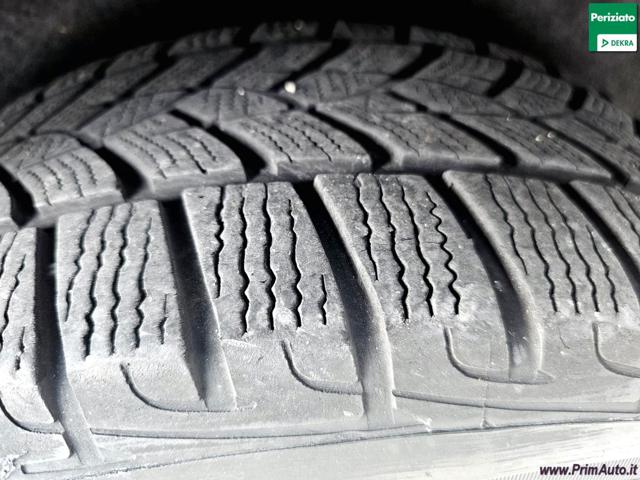 NISSAN Qashqai usata, con Sedile posteriore sdoppiato
