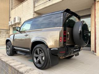 LAND ROVER Defender usata, con Autoradio