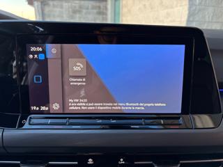 VOLKSWAGEN Golf usata, con Touch screen