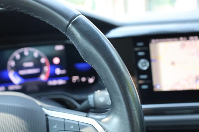 VOLKSWAGEN Taigo usata, con MP3