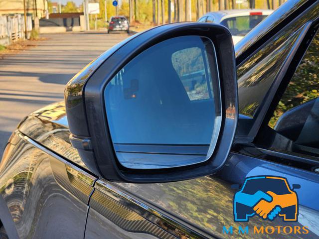 LAND ROVER Range Rover Velar usata, con Autoradio