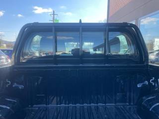 TOYOTA Hilux usata, con Fendinebbia