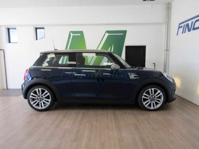 MINI Cooper D usata, con USB