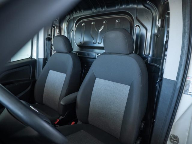 FIAT Doblo usata, con Porta scorrevole