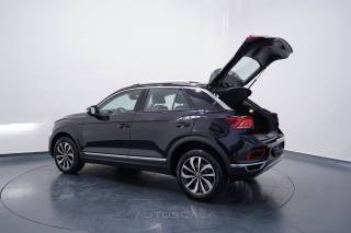 VOLKSWAGEN T-Roc usata, con Telecamera per parcheggio assistito