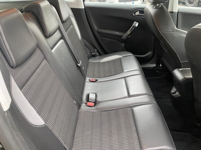 PEUGEOT 2008 usata, con Climatizzatore