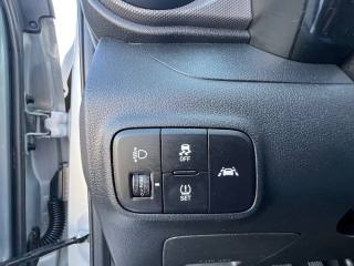 HYUNDAI i10 usata, con Volante in pelle