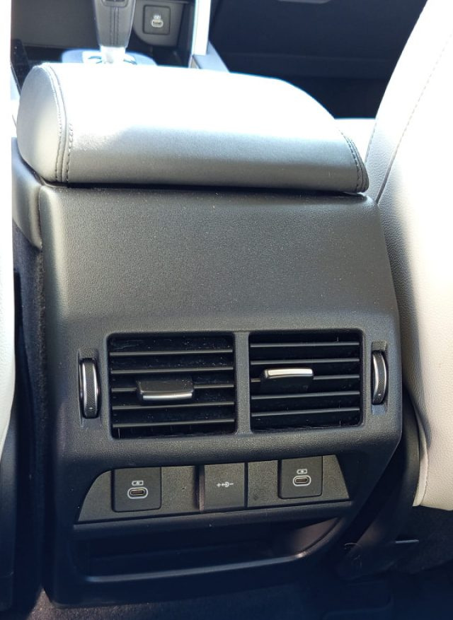 LAND ROVER Discovery Sport usata, con Fendinebbia