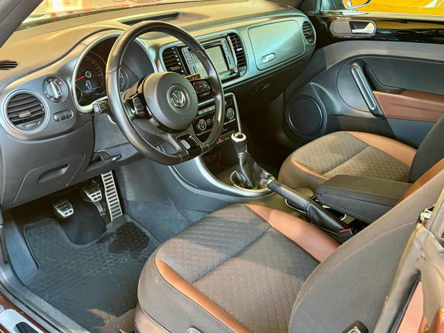 VOLKSWAGEN Maggiolino usata, con Autoradio