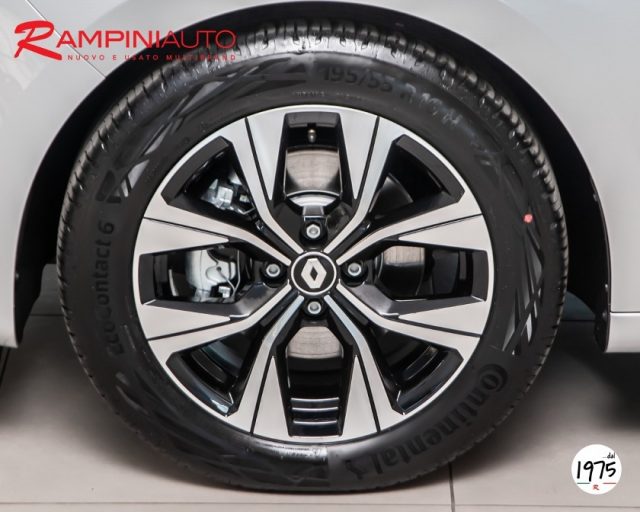 RENAULT Clio usata, con Bracciolo