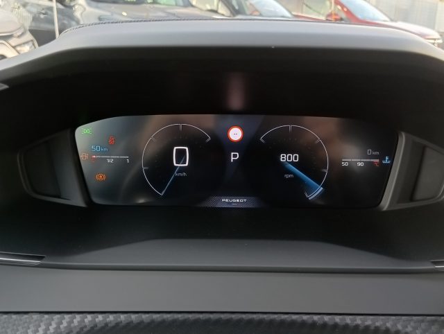 PEUGEOT 2008 usata, con Volante in pelle