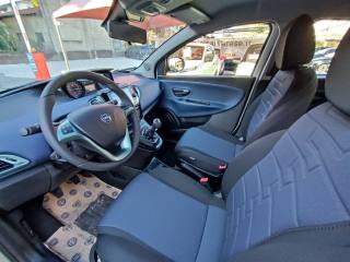 LANCIA Ypsilon usata, con Controllo automatico clima