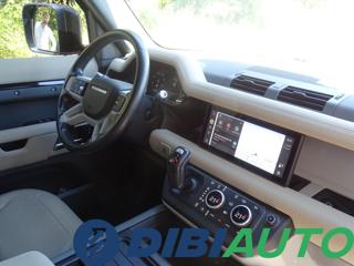 LAND ROVER Defender usata, con Sedile posteriore sdoppiato