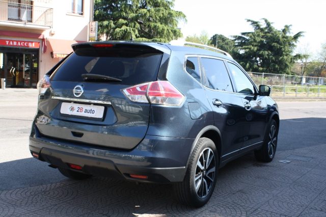 NISSAN X-Trail usata, con Autoradio