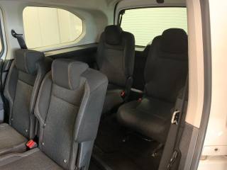 PEUGEOT Rifter usata, con Fendinebbia