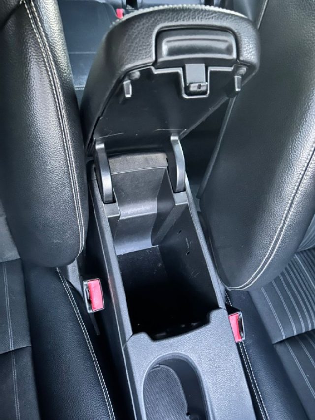 MERCEDES-BENZ B 180 usata, con Controllo trazione