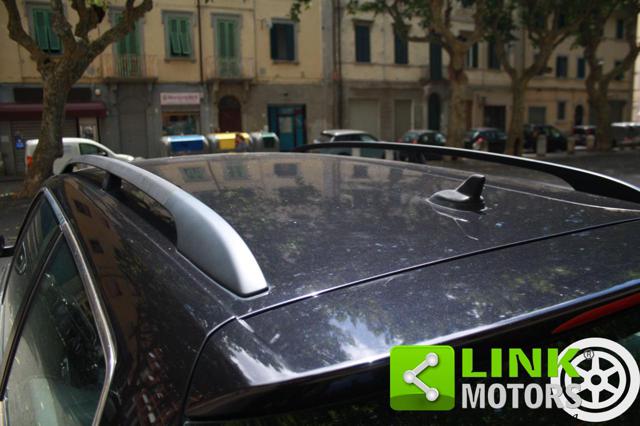 VOLKSWAGEN Passat usata, con Sensori di parcheggio anteriori