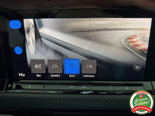 VOLKSWAGEN Golf usata, con Park Distance Control