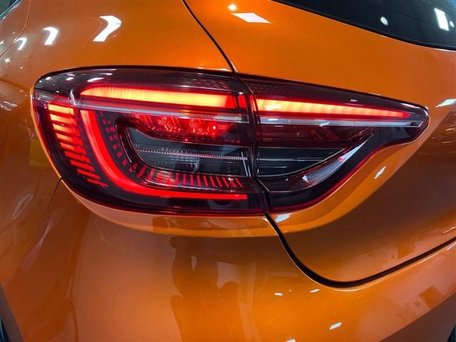 RENAULT Clio usata, con Controllo automatico clima