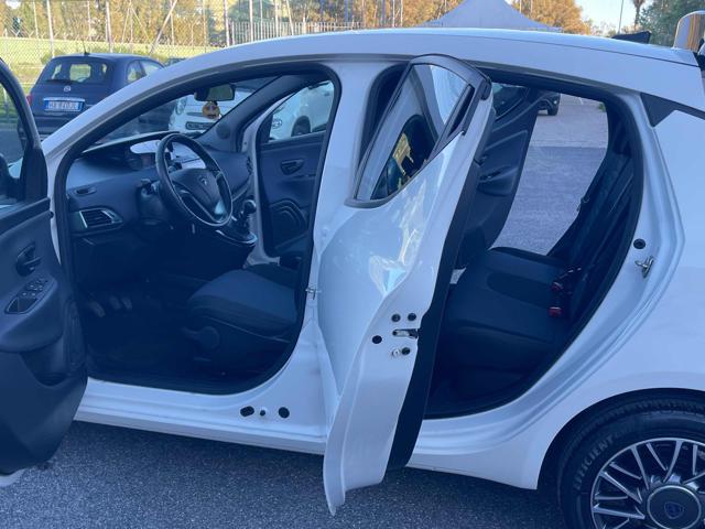 LANCIA Ypsilon usata, con Servosterzo