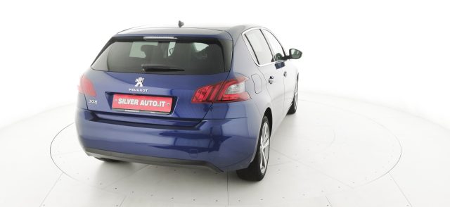 PEUGEOT 308 usata, con Volante in pelle