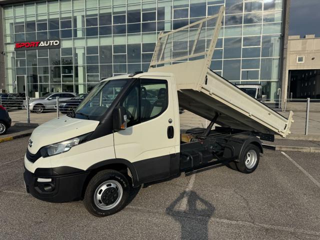 IVECO Daily usata, con ABS