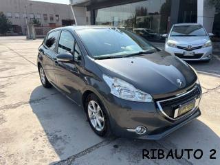 PEUGEOT 208 usata, con USB