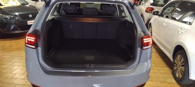 VOLKSWAGEN Passat usata, con Controllo trazione