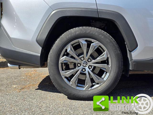 TOYOTA RAV 4 usata, con Portellone posteriore elettrico