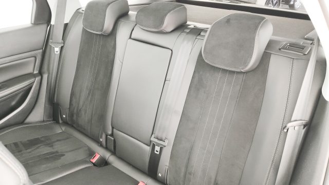 PEUGEOT 308 usata, con Telecamera per parcheggio assistito
