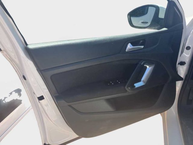 PEUGEOT 308 usata, con Climatizzatore