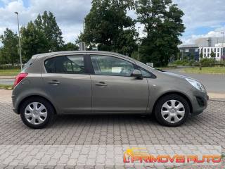 OPEL Corsa usata, con Autoradio