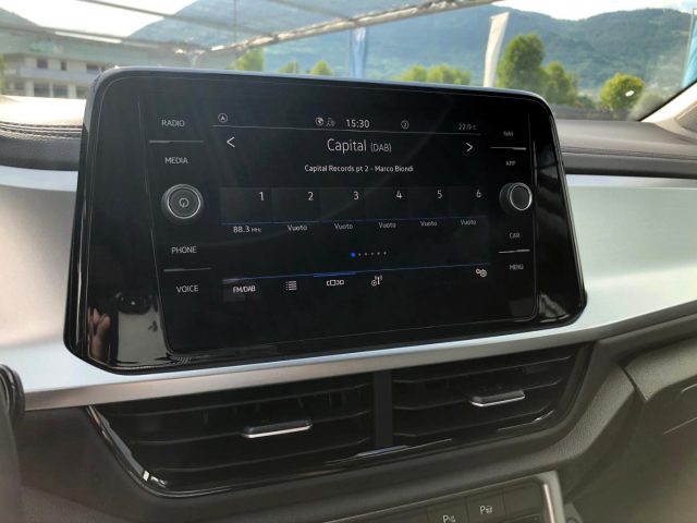 VOLKSWAGEN T-Roc usata, con Vivavoce