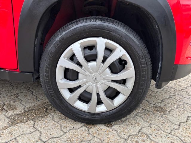 MAHINDRA KUV100 usata, con USB