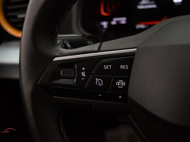 SEAT Arona usata, con Luci diurne