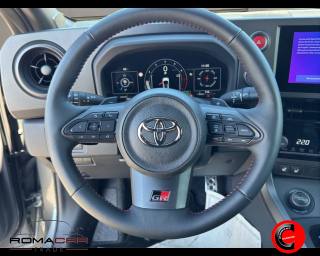 TOYOTA Yaris usata, con Servosterzo