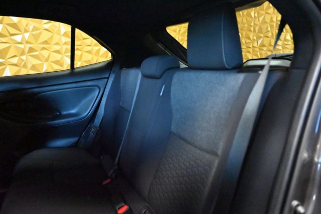 TOYOTA Yaris Cross usata 27