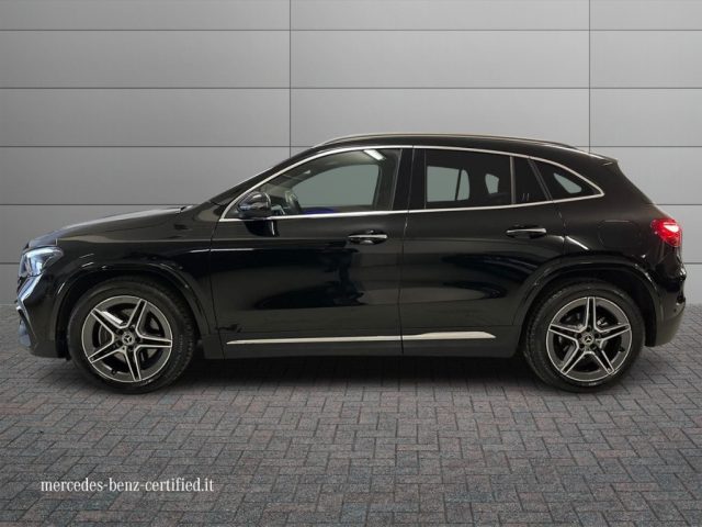 MERCEDES-BENZ GLA 200 usata, con Autoradio