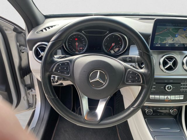 MERCEDES-BENZ GLA 220 usata, con Controllo trazione
