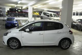 PEUGEOT 208 usata, con Airbag laterali