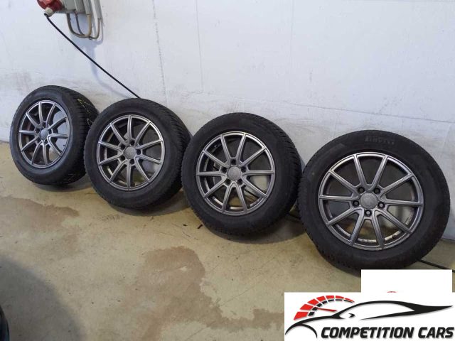 MERCEDES-BENZ CLA 200 usata, con Controllo trazione