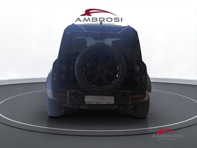 LAND ROVER Defender usata 7