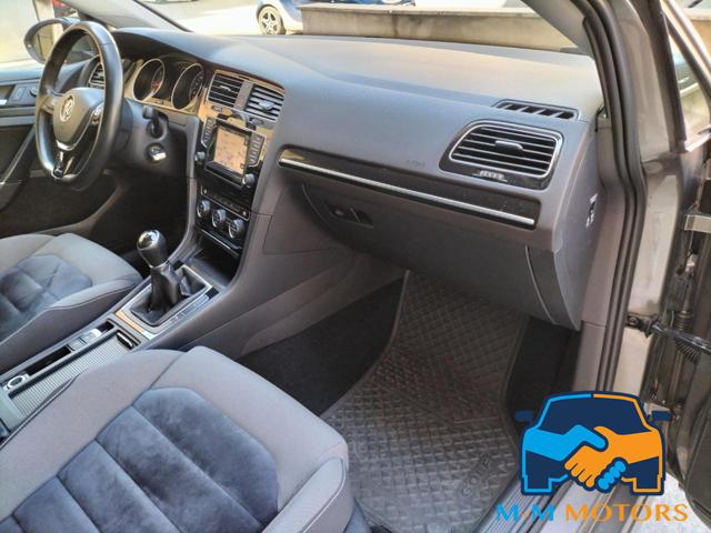 VOLKSWAGEN Golf Variant usata, con Controllo automatico clima