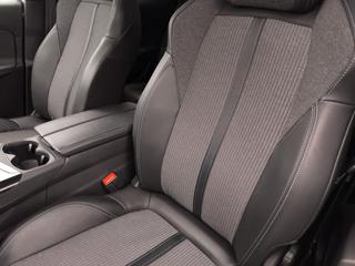 PEUGEOT 3008 usata, con Controllo automatico clima