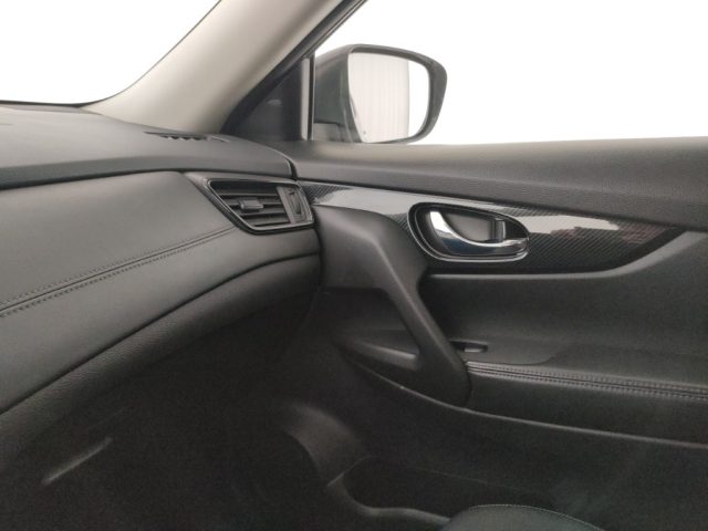 NISSAN X-Trail usata, con Sensori di parcheggio posteriori