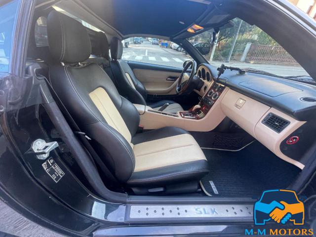 MERCEDES-BENZ SLK 200 usata 27